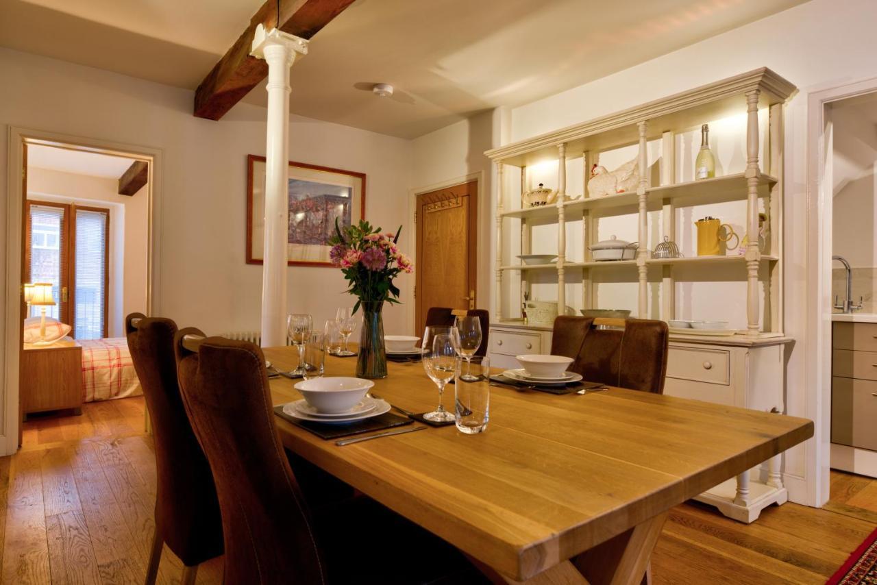 Stylish Town Centre Stay - 2-Bed Luxury Suite With Wifi 스탬포드 외부 사진